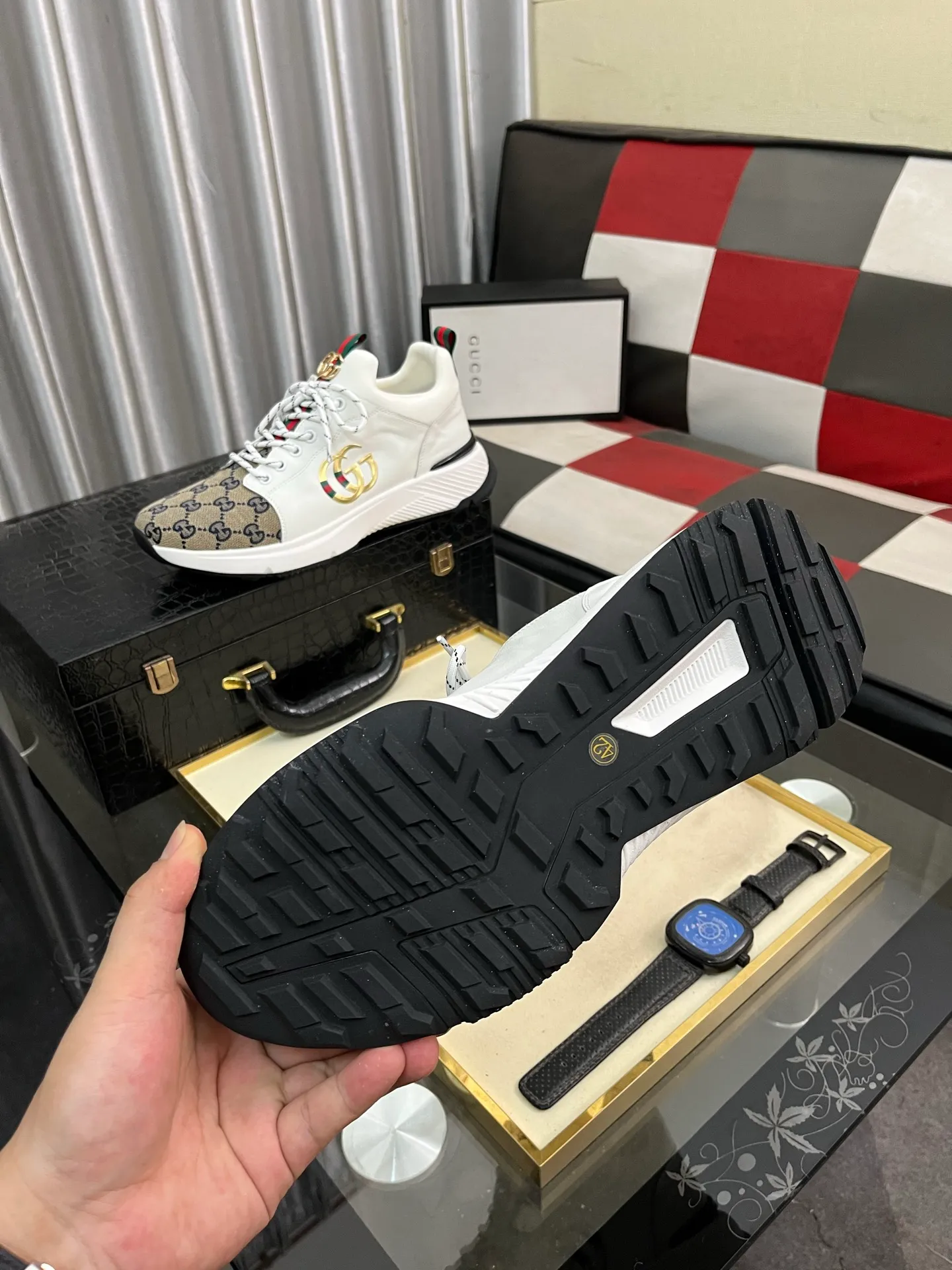 Men's Men's Shoes 💰458 ⌚️⌚️[GUCCI] Gucci men's casual shoes are absolutely popular 🔥The ultimate matching item for trendy men! The charm of super texture is irresistible, the main recommendation, the flower leather color is bright! The upper is made of high-quality brand printed fabric with cowhide, breathable leather lining and wear-resistant rubber sole, noble and elegant! Extremely comfortable🎁🎁You can be as handsome as you want💪 38-445⃣️colors available
